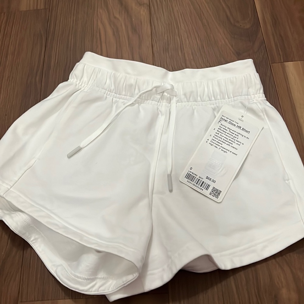 Lululemon Inner Glow HR Short